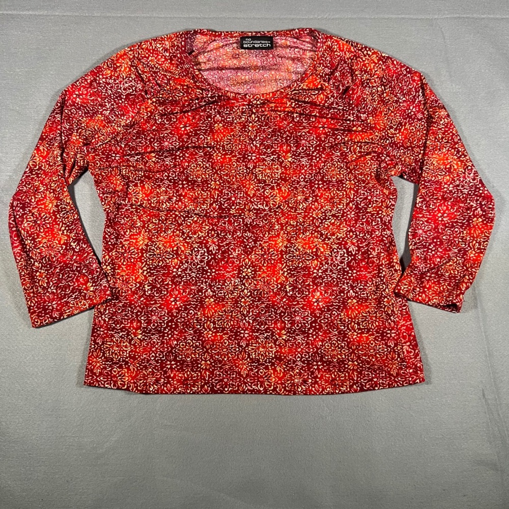 No Boundaries Red Floral Print 3/4 Sleeve Top Women's Blouse